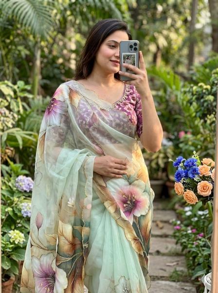 Svara floral digital print saree india wholesale clothing suppliers